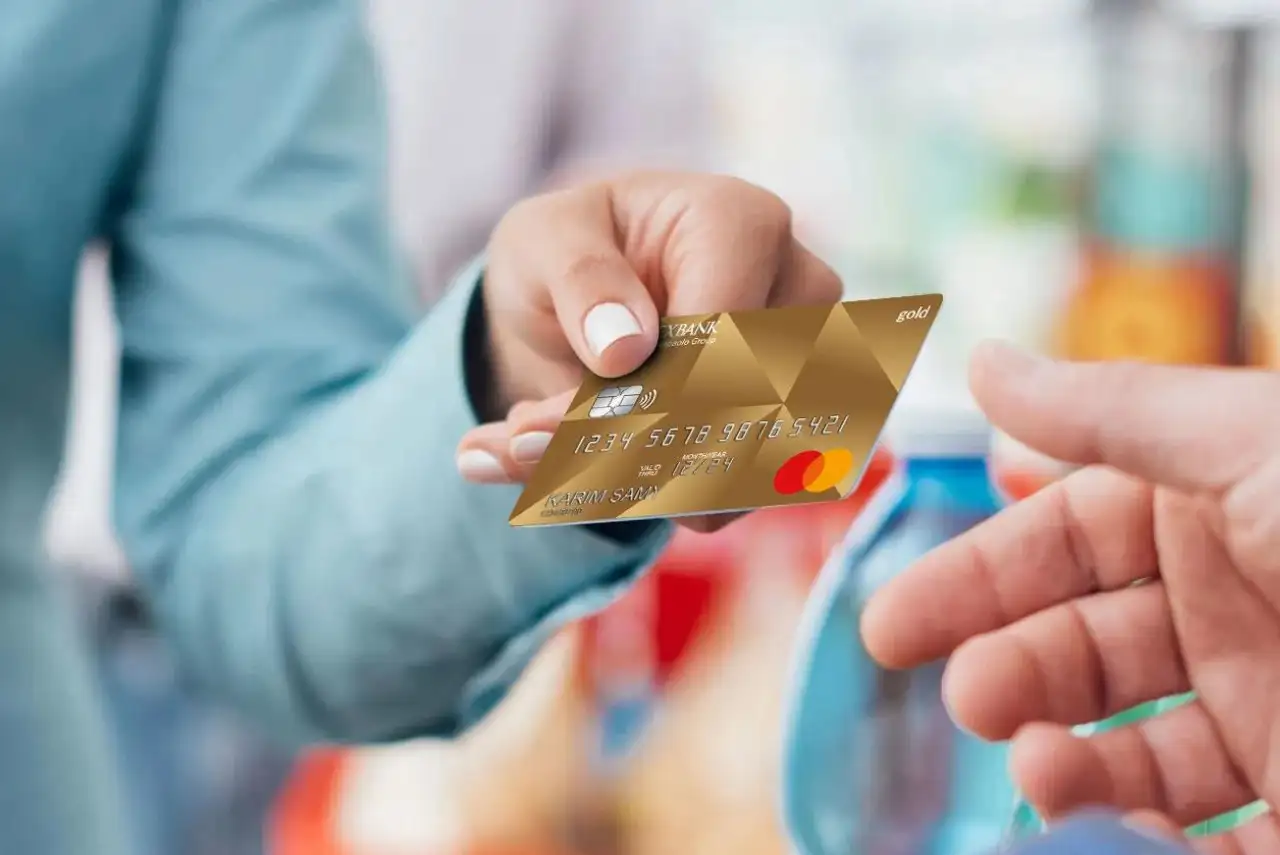 تمتع بمعاملات آمنة ومريحة مع بطاقة ائتمان AlexBank Mastercard Gold — أمان وراحة في كل عملية!