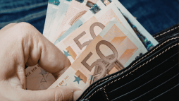Günstiger Ratenkredit bei der Commerzbank