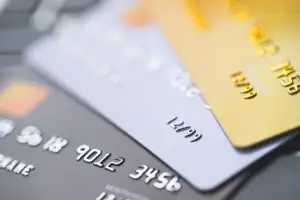 BancoEstado o Santander: ¿qué banco tiene las mejores tarjetas?